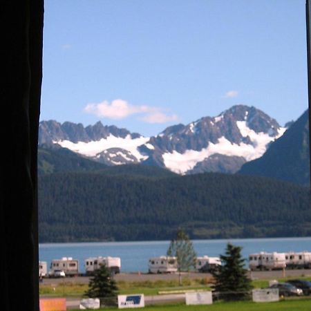 Murphy'S Alaskan Inn Seward Room photo